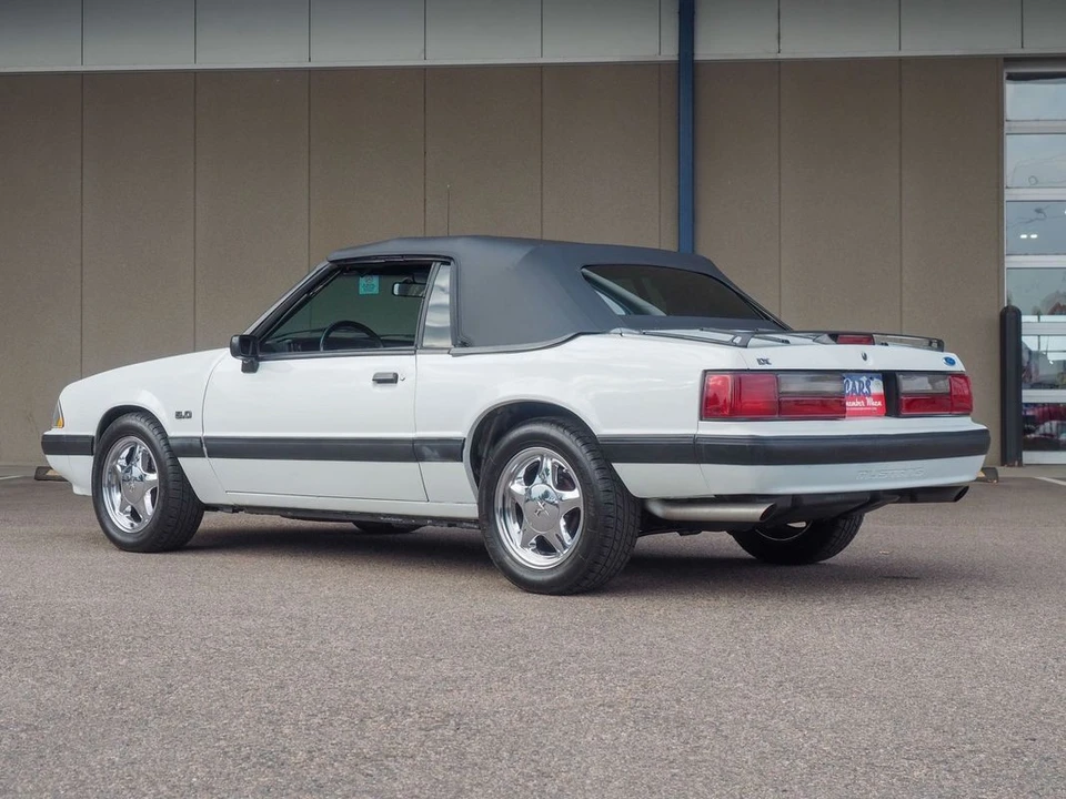 1991 Ford Mustang 3rd Gen - Image 4 of 21