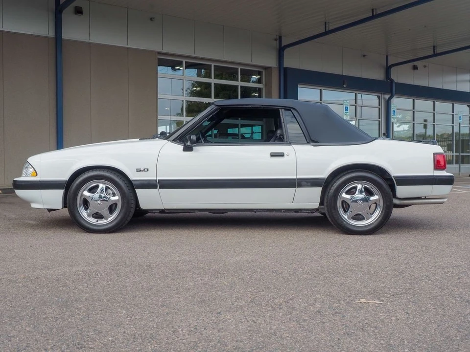 1991 Ford Mustang 3rd Gen - Image 15 of 21