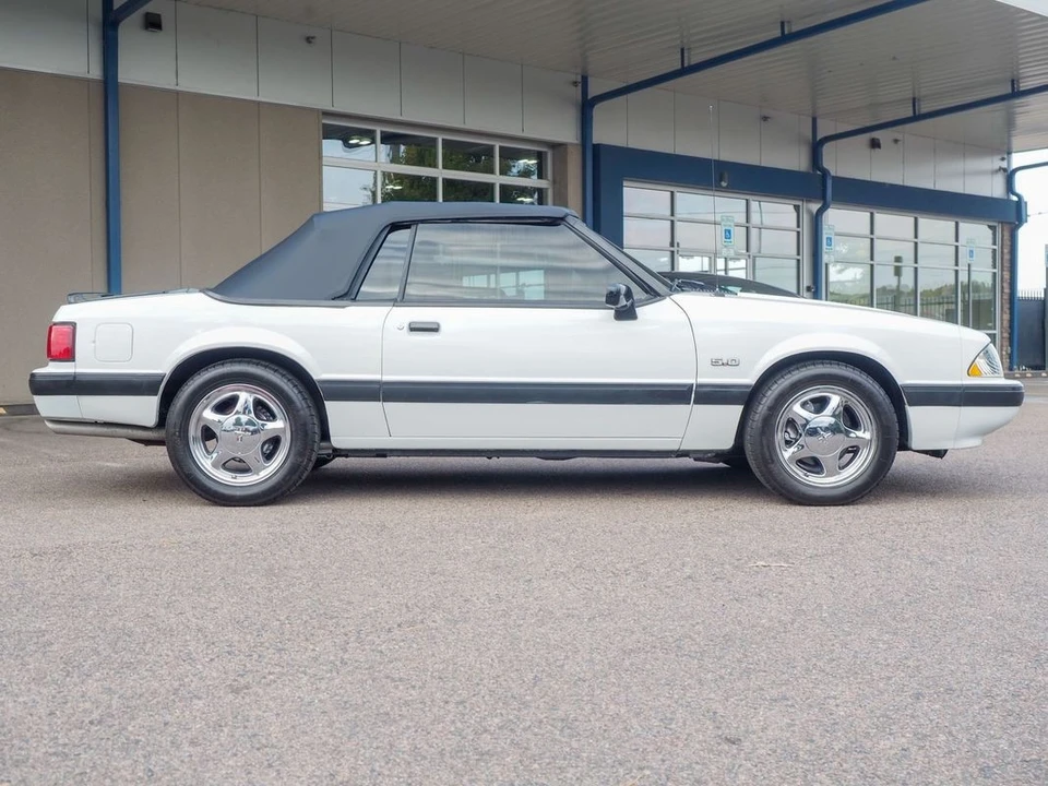 1991 Ford Mustang 3rd Gen - Image 14 of 21