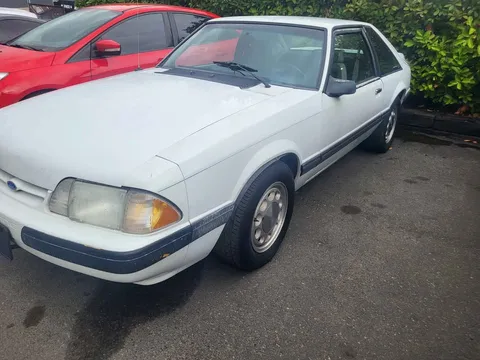 1991 Ford Mustang LX 5.0 Liter Coupe 2D