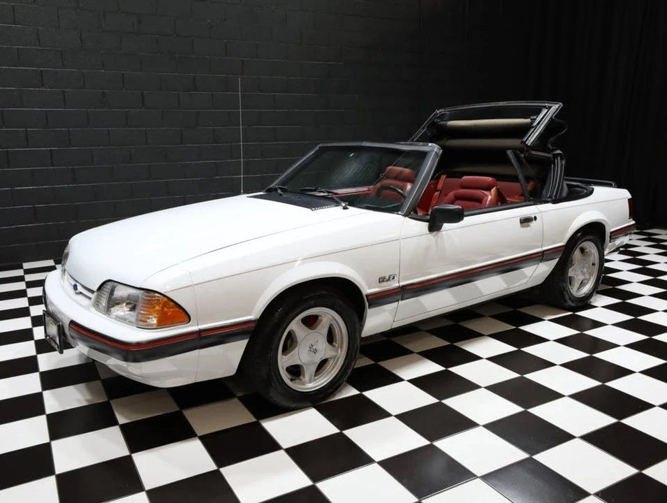 1991 Ford Mustang 3rd Gen - Image 9 of 20