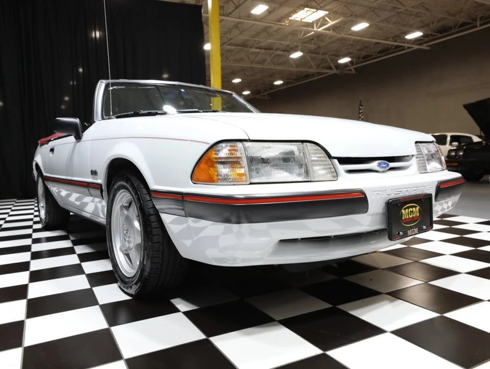 1991 Ford Mustang 3rd Gen - Image 19 of 20