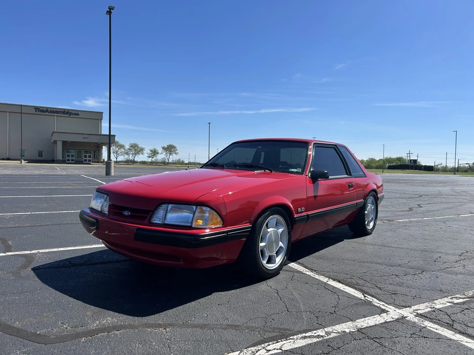 1991 Ford Mustang 3rd Gen - Image 2 of 31