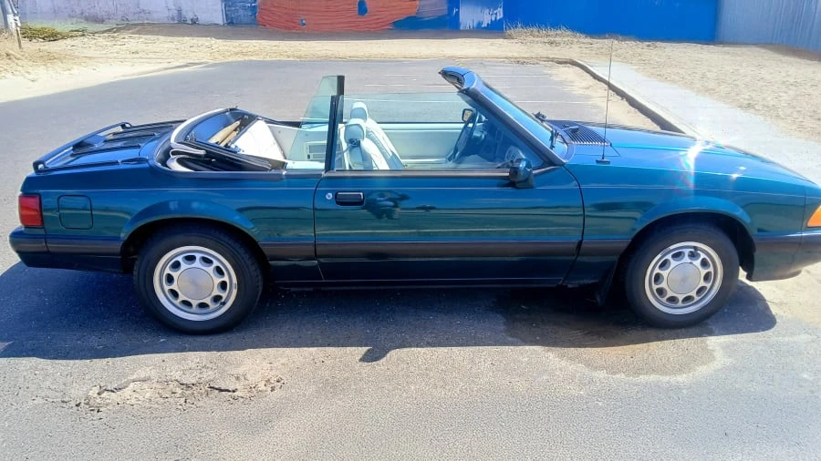 1991 Ford Mustang 3rd Gen - Image 2 of 18