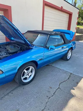 1991 Ford Mustang LX Convertible 2D
