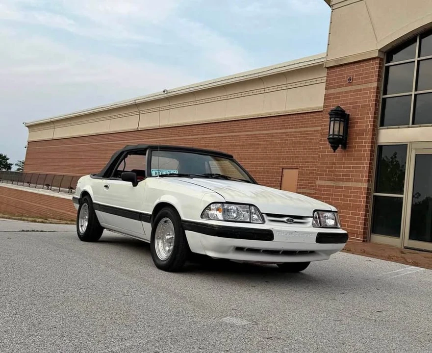 1991 Ford Mustang 3rd Gen - Image 3 of 4