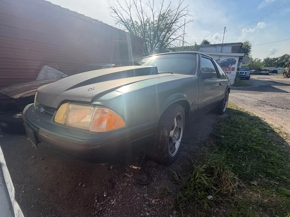 1991 Ford Mustang 3rd Gen - Image 2 of 6