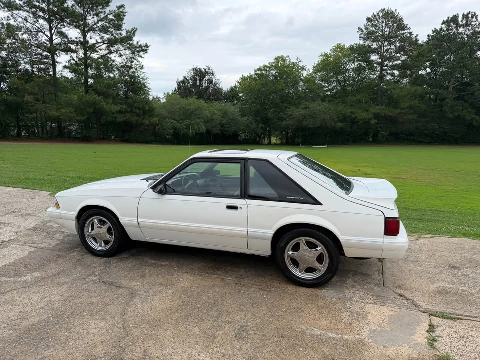 1991 Ford Mustang 3rd Gen - Image 2 of 8
