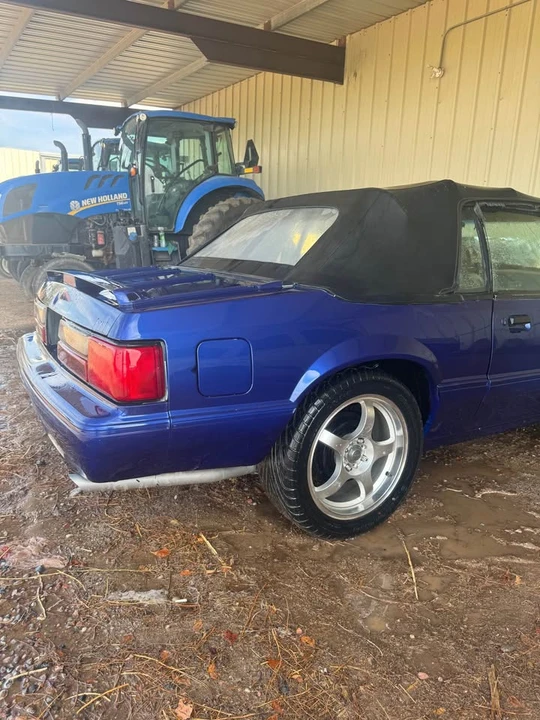 1991 Ford Mustang 3rd Gen - Image 2 of 3