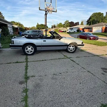 1991 Ford Mustang Convertible