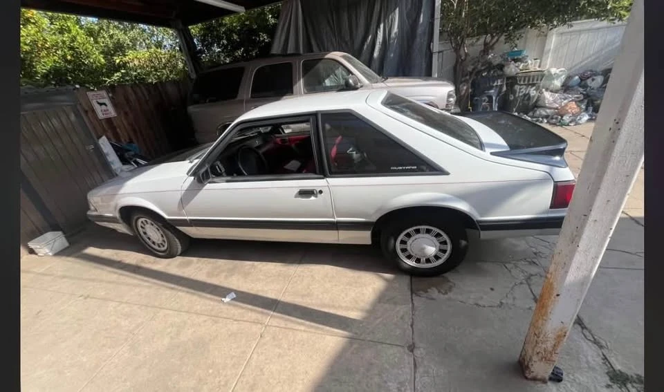 1991 Ford Mustang 3rd Gen - Image 2 of 6