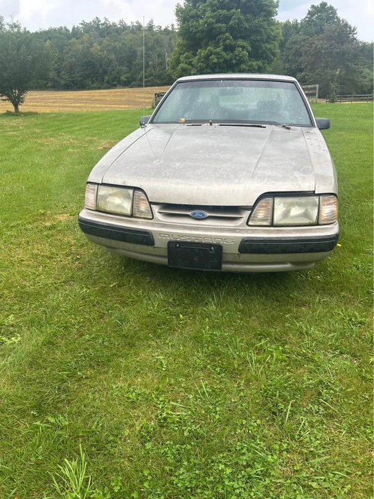 1991 Ford Mustang 3rd Gen - Image 2 of 11