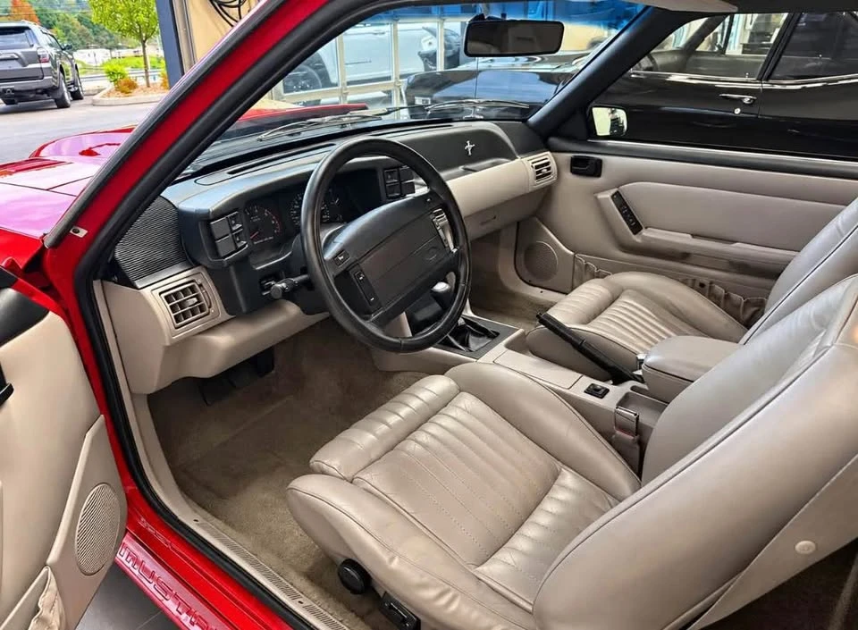 1991 Ford Mustang 3rd Gen - Image 4 of 5