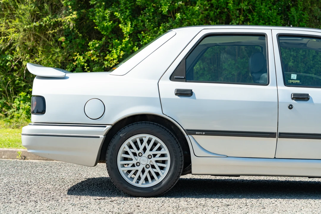 1991 Ford Sierra RS Cosworth - Image 22 of 31