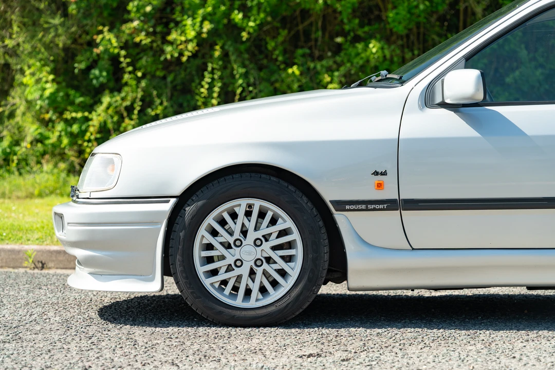1991 Ford Sierra RS Cosworth - Image 27 of 31