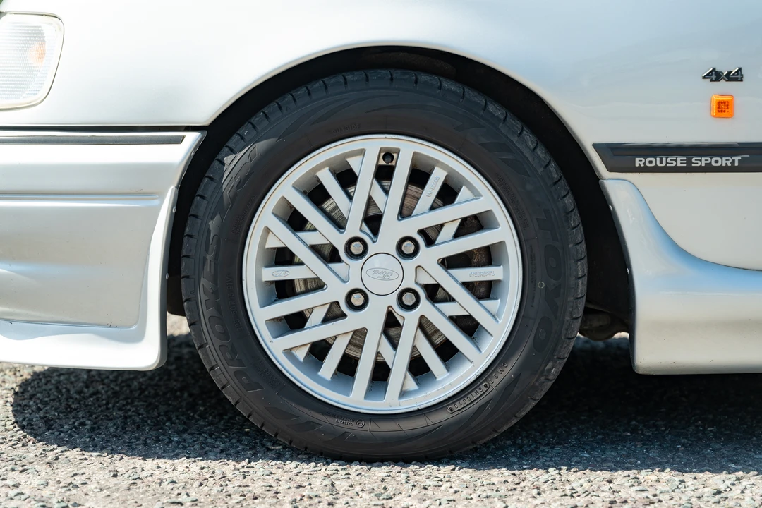 1991 Ford Sierra RS Cosworth - Image 29 of 31