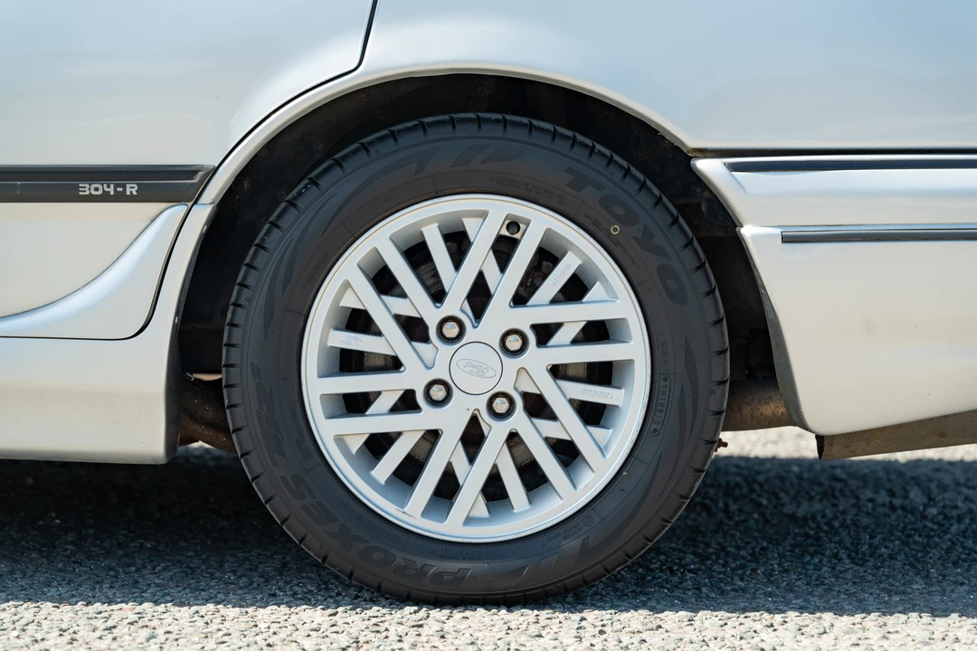 1991 Ford Sierra RS Cosworth - Image 30 of 31