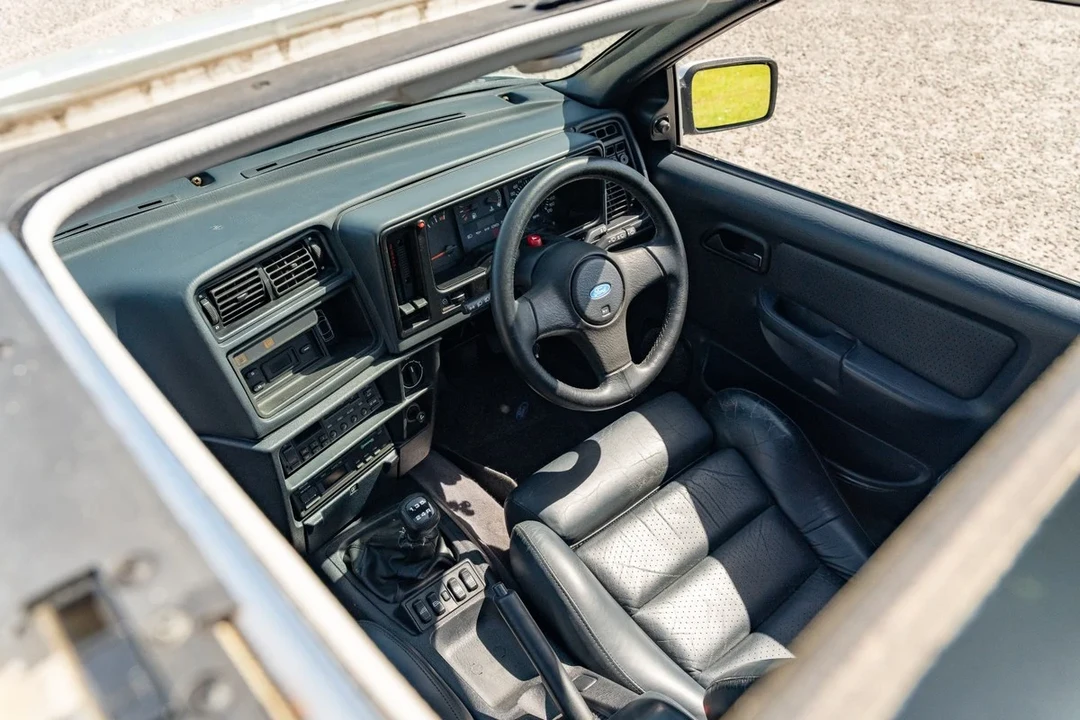 1991 Ford Sierra RS Cosworth - Image 14 of 30