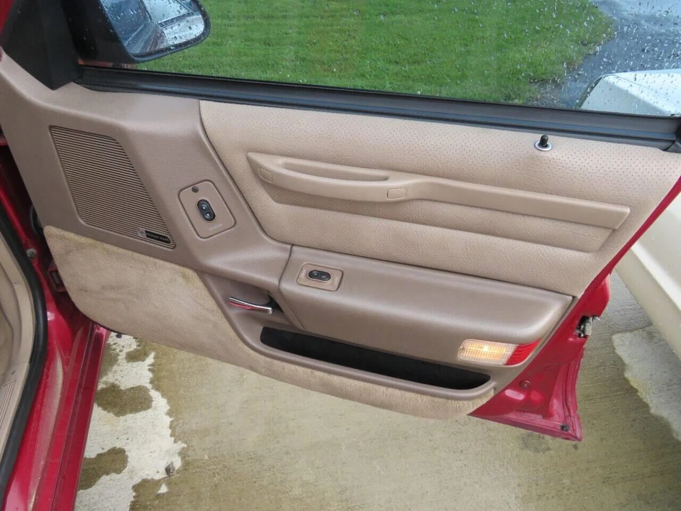 1991 Ford Taurus 1st Gen - Image 7 of 25