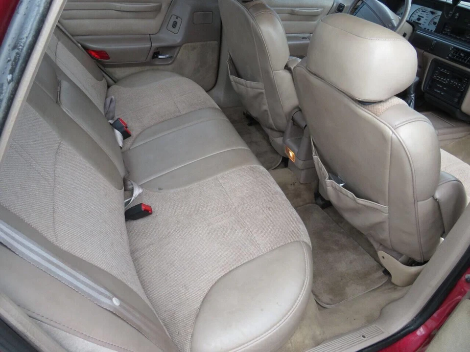 1991 Ford Taurus 1st Gen - Image 9 of 25