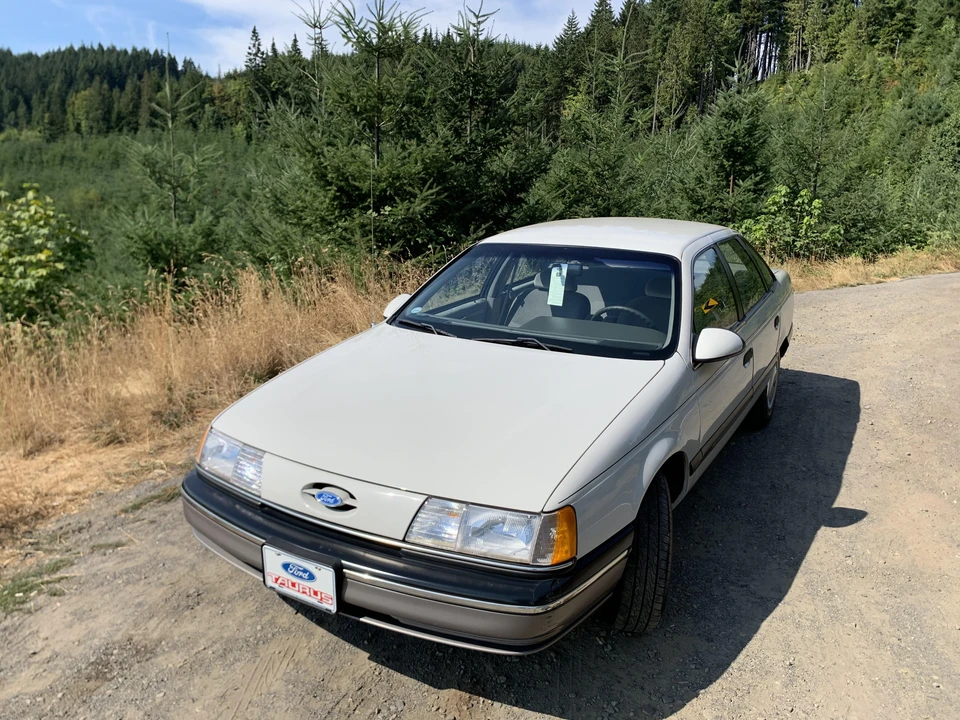 1991 Ford Taurus 1st Gen - Image 8 of 31