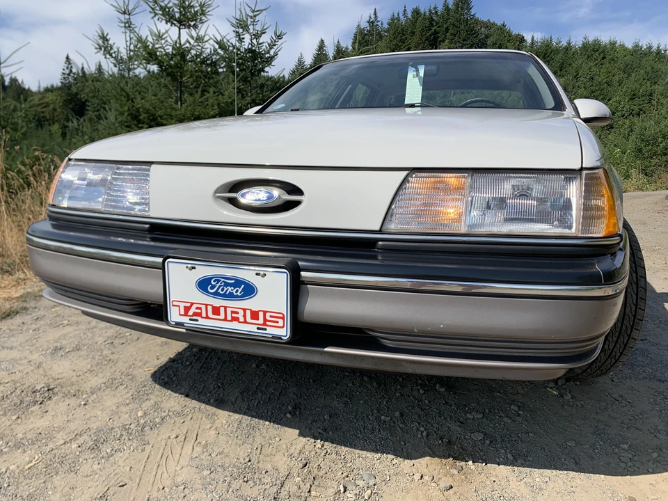 1991 Ford Taurus 1st Gen - Image 7 of 31