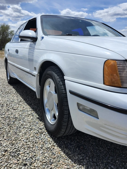 1991 Ford Taurus SHO 1st Gen - Image 18 of 31