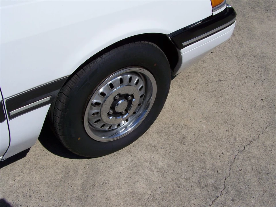 1991 Ford - Image 7 of 17