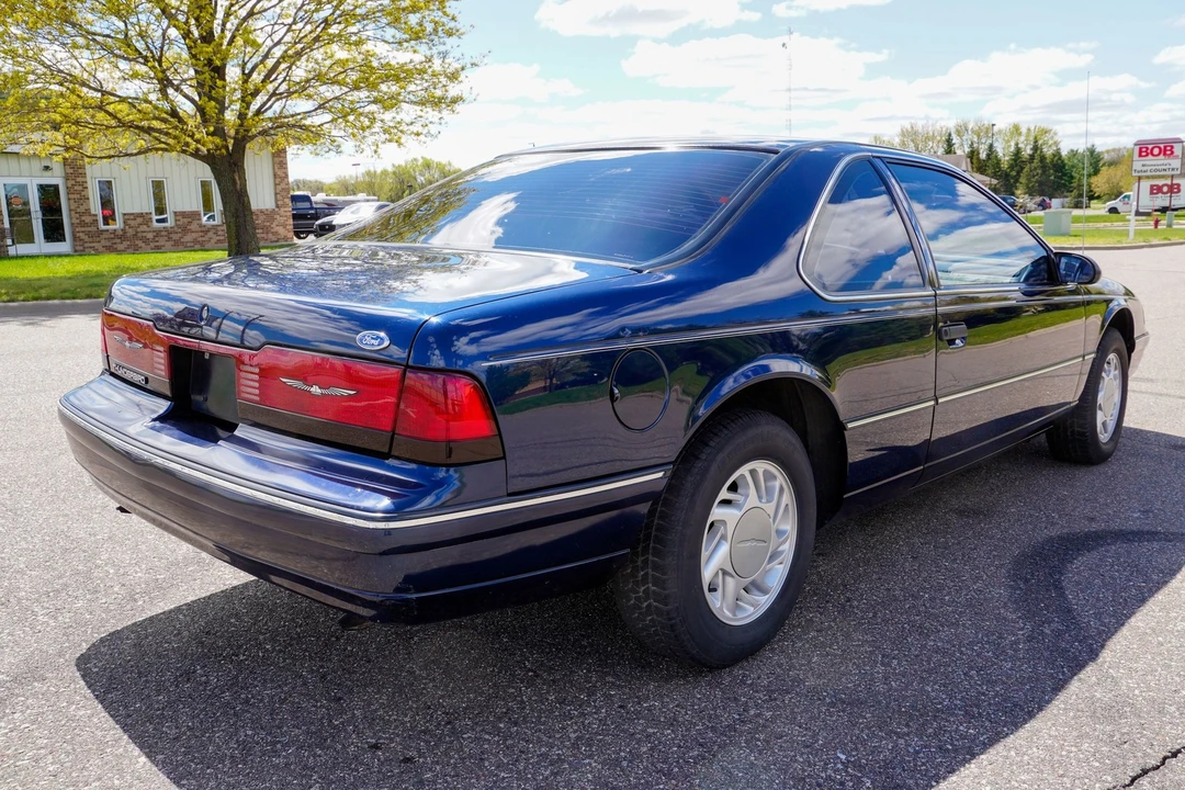 1991 Ford Thunderbird 10th Gen - Image 3 of 31