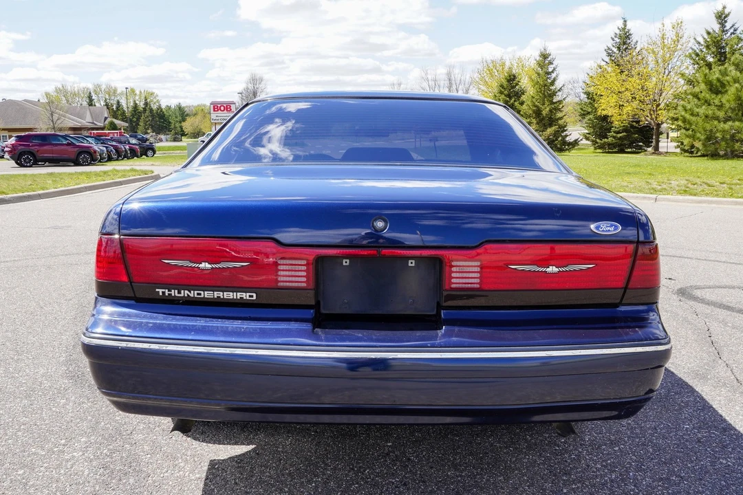 1991 Ford Thunderbird 10th Gen - Image 5 of 31