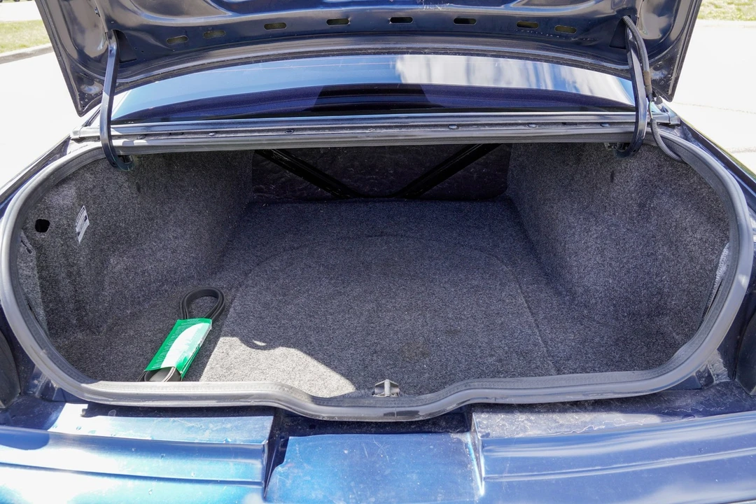 1991 Ford Thunderbird 10th Gen - Image 16 of 31