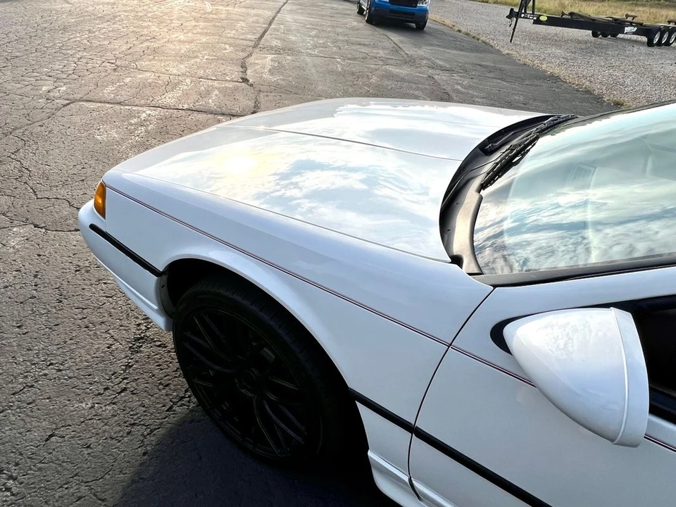 1991 Ford Thunderbird 10th Gen - Image 24 of 31