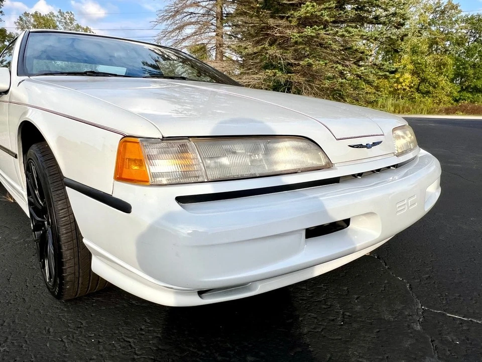 1991 Ford Thunderbird 10th Gen - Image 16 of 21