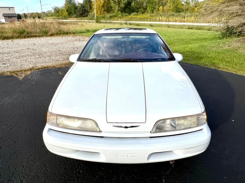 1991 Ford Thunderbird 9th Gen - Image 9 of 12