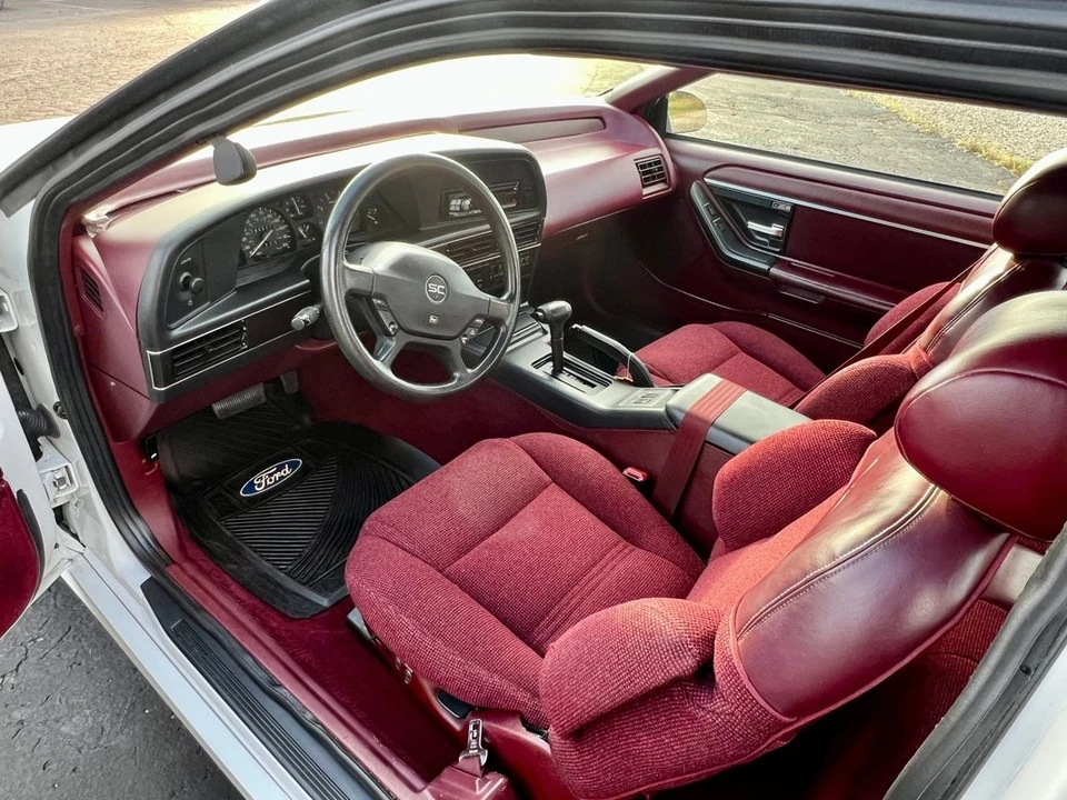 1991 Ford Thunderbird 10th Gen - Image 30 of 31