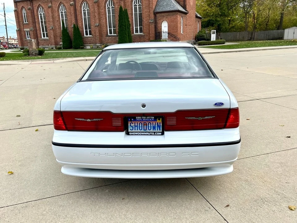 1991 Ford - Image 7 of 31
