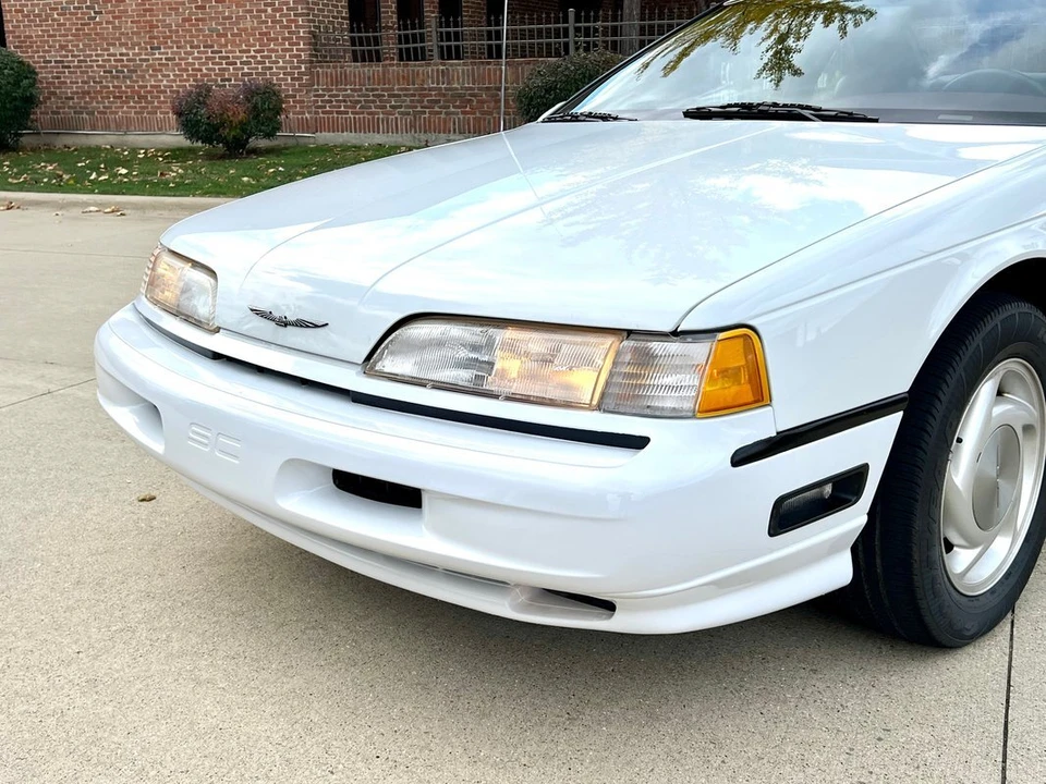 1991 Ford Thunderbird 9th Gen - Image 11 of 12