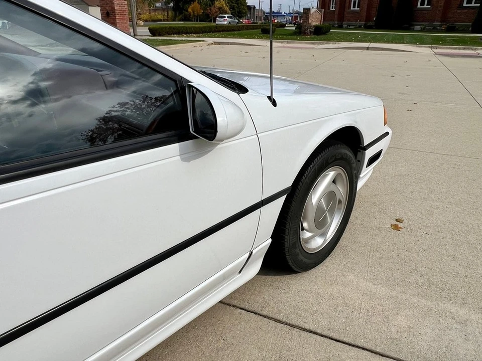 1991 Ford - Image 23 of 31