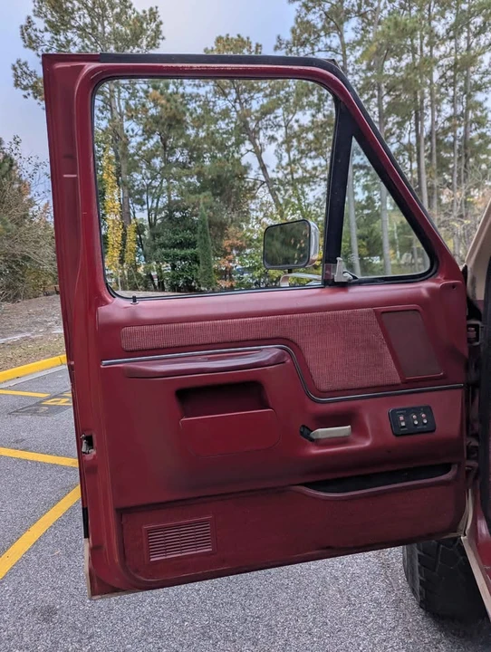 1991 Ford Bronco 4th Gen - Image 10 of 16