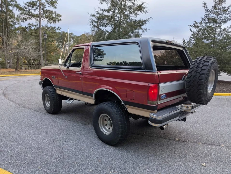 1991 Ford Bronco 4th Gen - Image 2 of 16