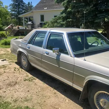 1991 Ford Crown Victoria