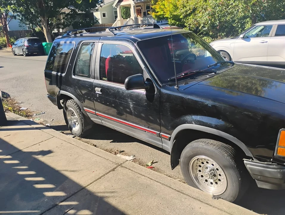1991 Ford Explorer 1st Gen - Image 3 of 4