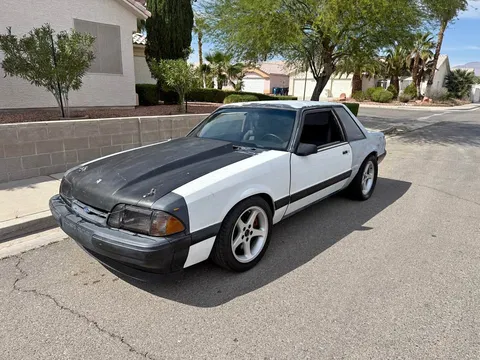 1991 Ford Mustang LX 5.0 Liter Coupe