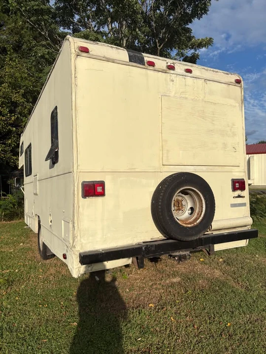 1991 Ford Econoline Van - Image 10 of 10