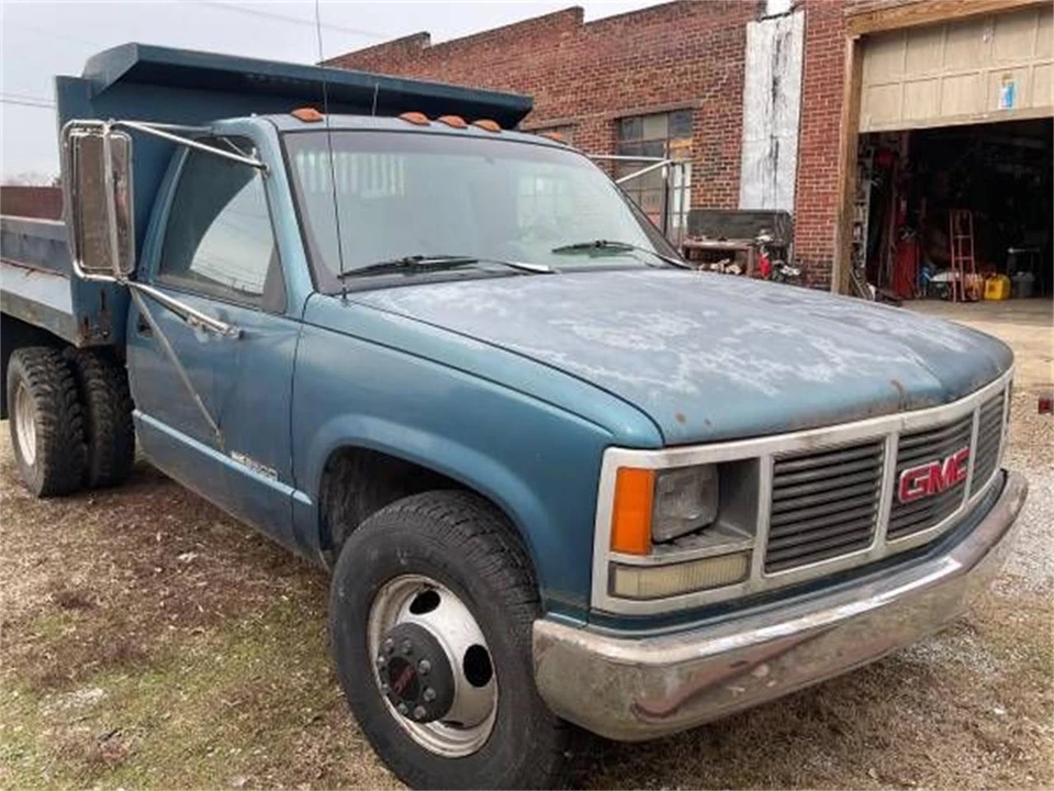 1991 GMC C/K 3rd Gen - Image 2 of 14