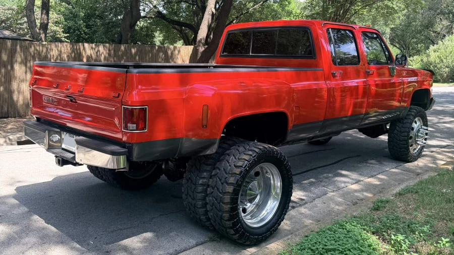 1991 GMC C/K 3rd Gen - Image 3 of 16