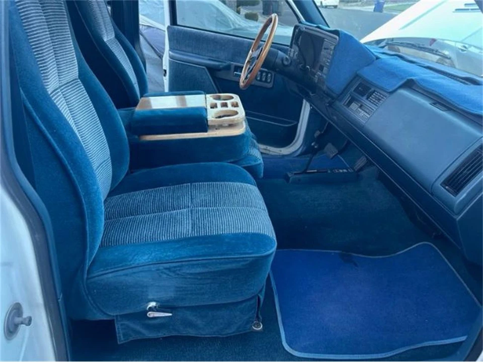 1991 GMC C/K 3rd Gen - Image 14 of 30