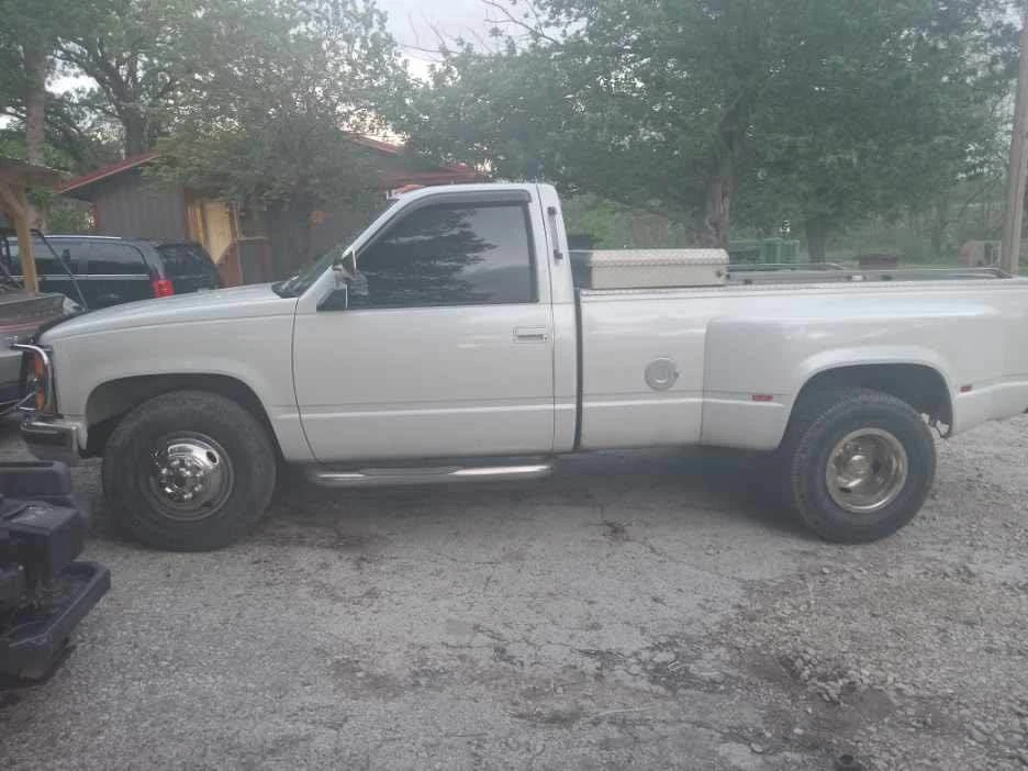 1991 GMC Sierra 1st Gen - Image 3 of 5