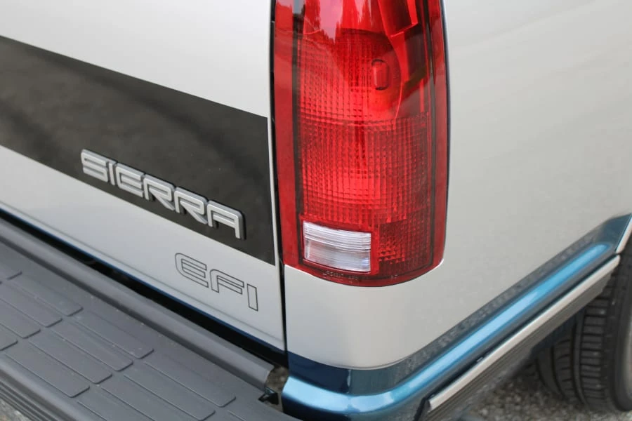 1991 GMC Sierra 1st Gen - Image 16 of 31