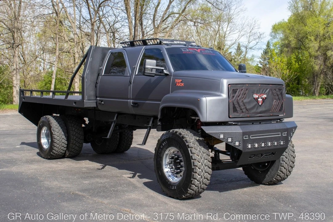 1991 GMC TopKick - Image 8 of 31